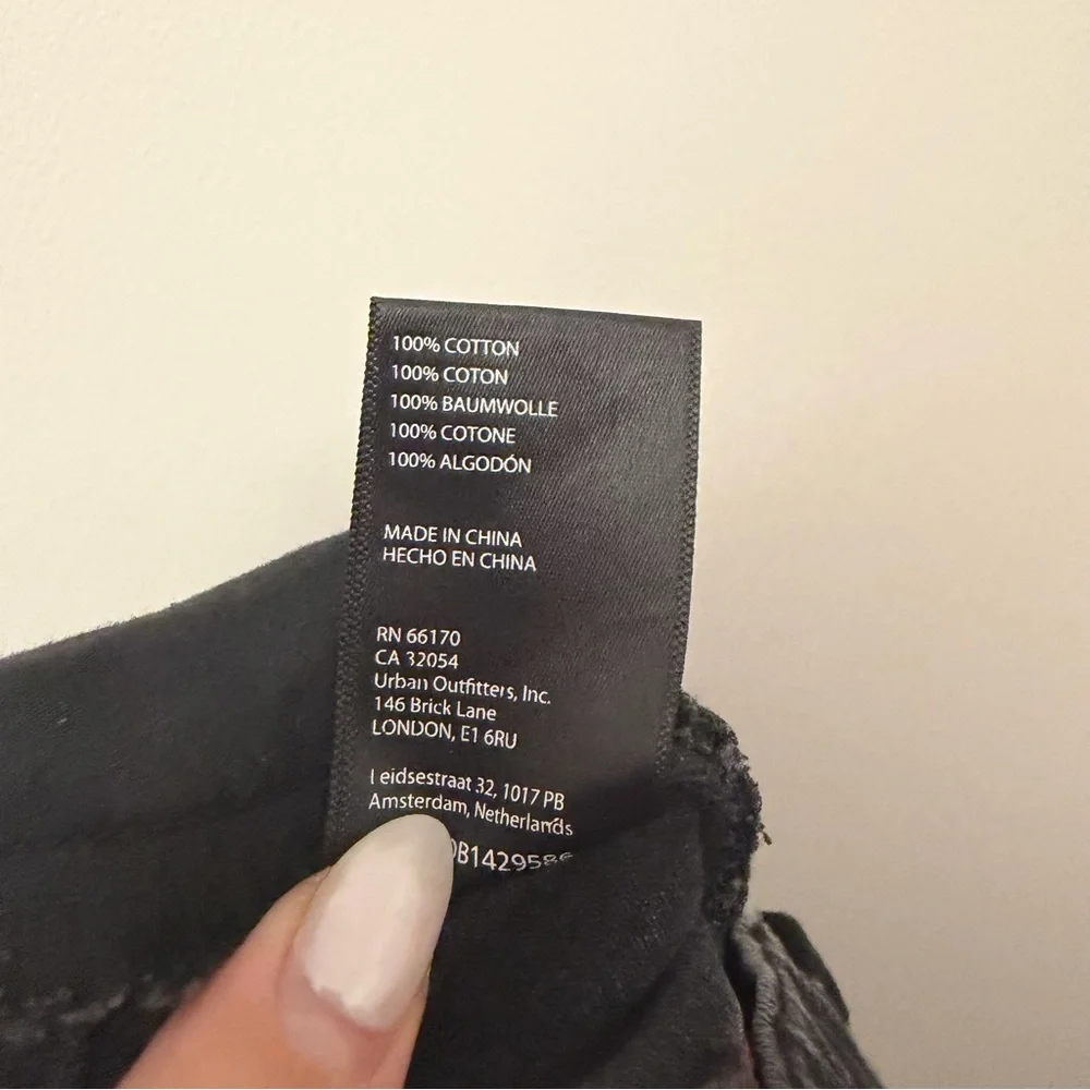 Urban‎ Outfitters BDG Pull On Baggy Denim Shorts Black